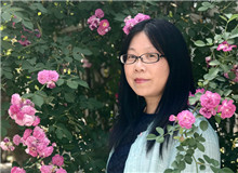 葉彌談孔燕妮：一個真正的女人是為愛而生的　　35歲這個年齡是屬于不上不下的，她既沒有那么年輕，但是又不是那么衰老。[詳細]