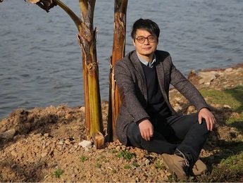 短長書 | 《無雨燒茶》：雨中煙火慢，小城茶事深