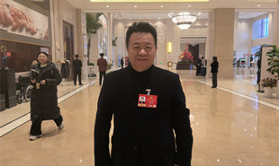 全國政協常委、中國作協副主席邱華棟