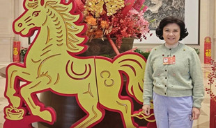 全國政協委員、國家京劇院藝術總監袁慧琴