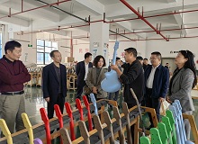 貴州安場　　2023年2月6日，中國作家協會同意在貴州省遵義市正安縣安場鎮設立中國作家“深入生活、扎根人民”新時代文學實踐點，2024年4月11日授牌。[詳細]